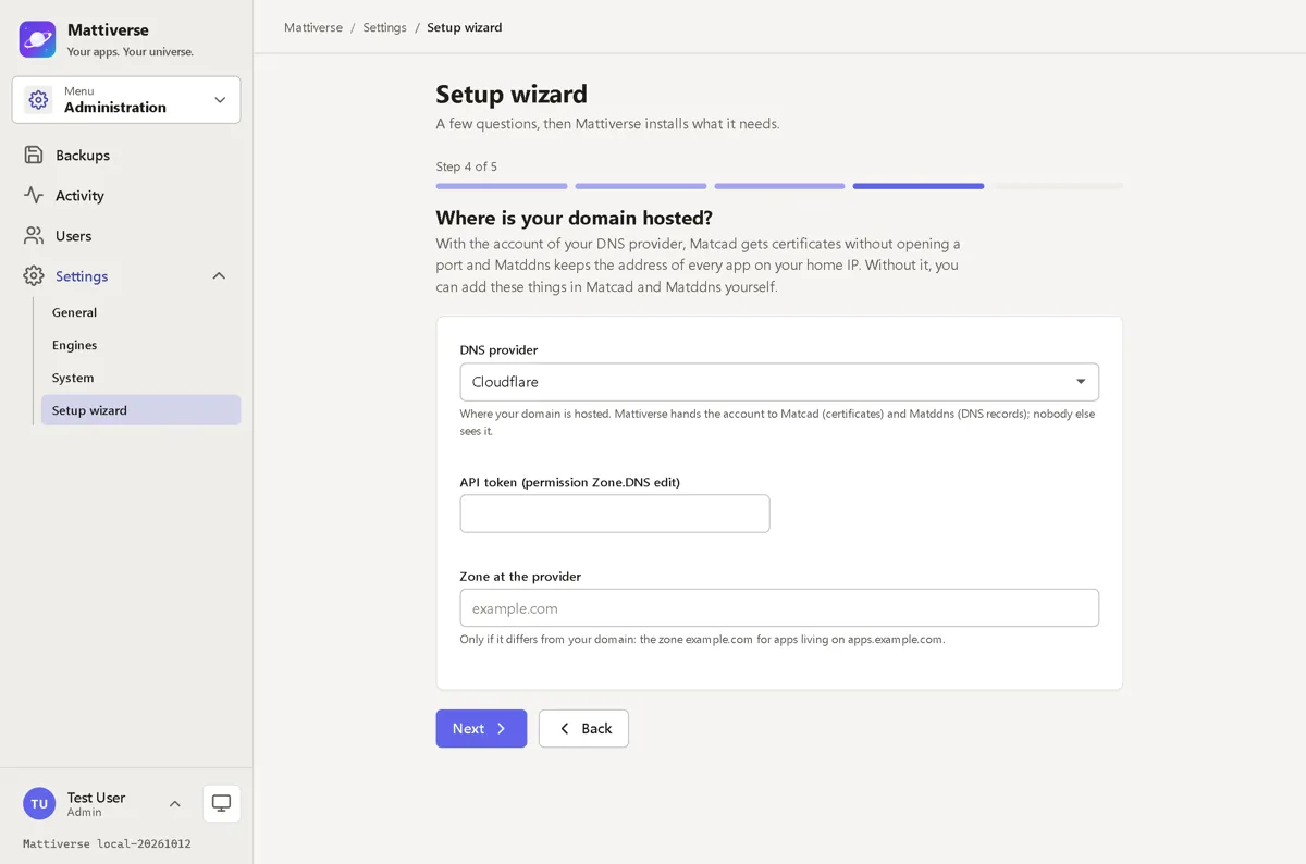 Mattiverse: Einrichtungsassistent, Domain und DNS-Anbieter